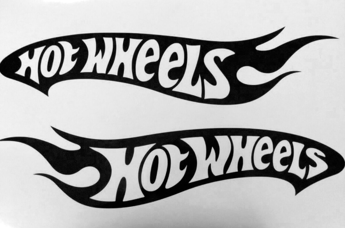 2 Hot Wheels vinylstickers van elk 24 inch met omgekeerde letters links en rechts
