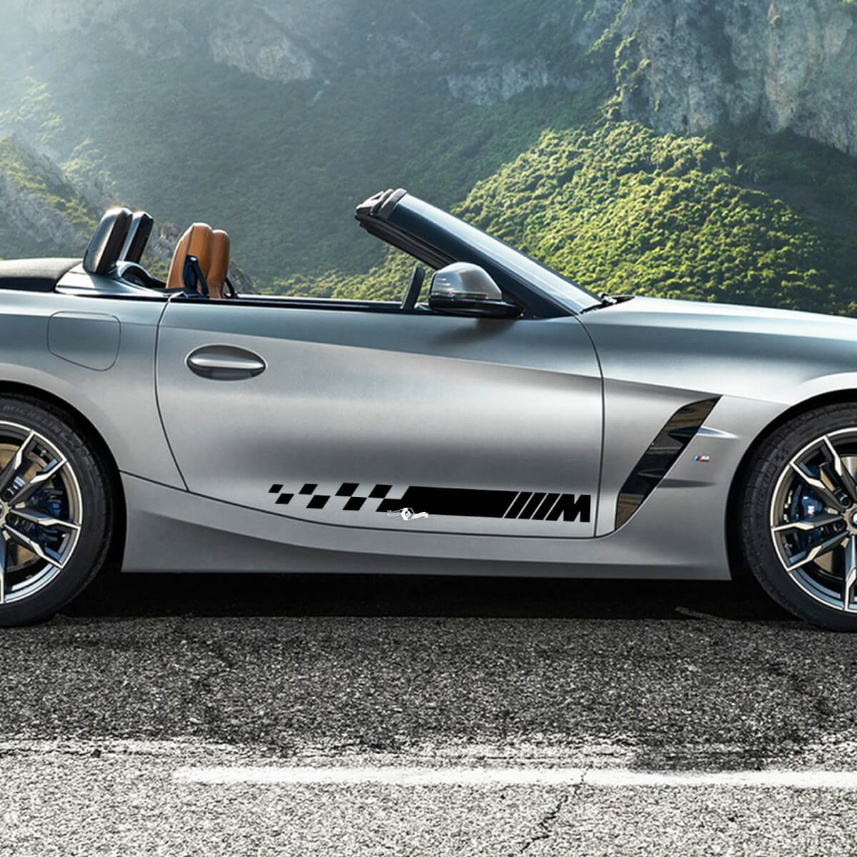 Zijdeur geruite strepen met M-logo BMW Z4 vinylsticker
