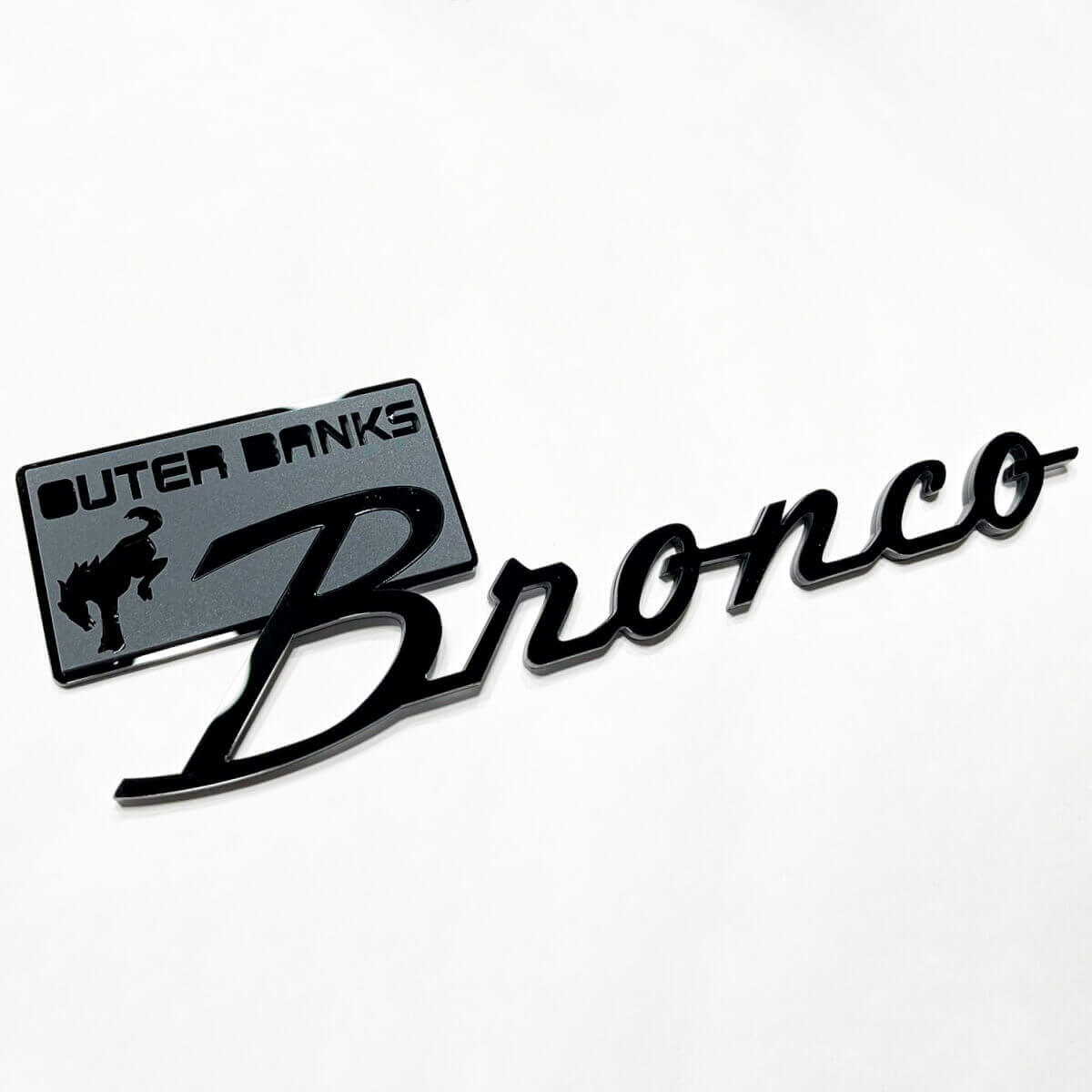 Bronco Outer Banks Fender Badges Tailgate Emblem 3d Badge Gray Vs Black
