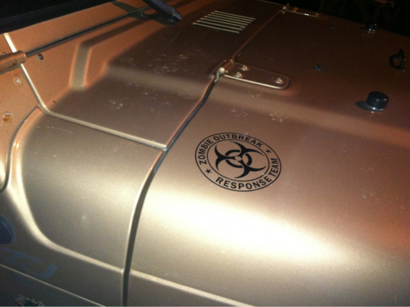 Zombie-uitbraak respons team logo capuchon vinyl sticker voor Jeep Wrangler