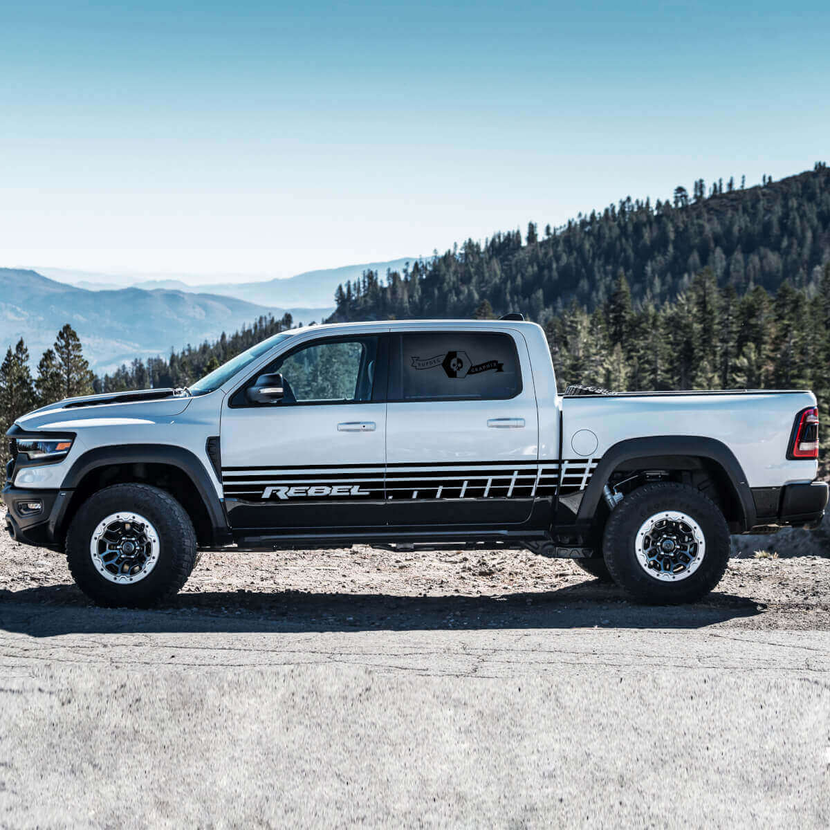 Rebel Style Deurrand Strepen Vinyl Decal Set voor Dodge Ram Rebel 2021+
