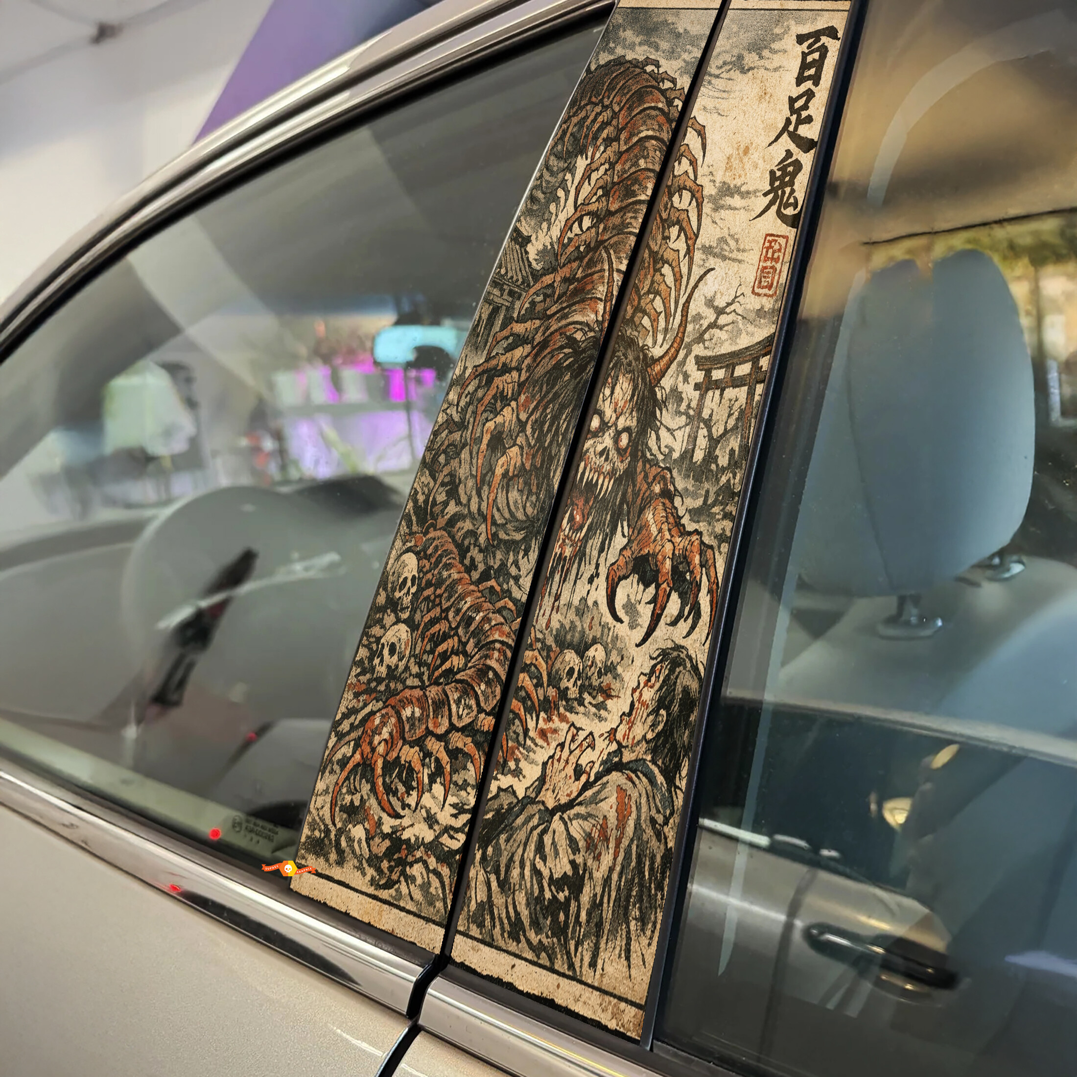 Duizendpoot Demon Deurstijl Vinyl Decal Sticker