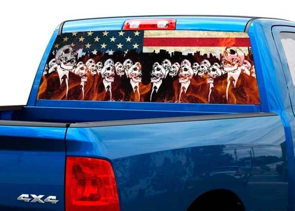 Flaming Skeletons USA-vlag achterraamsticker voor pickup truck