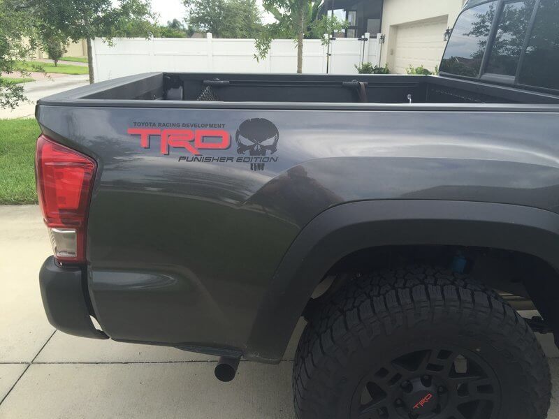 2 - TRD Punisher EDITION Truck Auto Sticker Sticker 2 Kleur - Vinyl Sticker Sticker Outdoor vinyl
