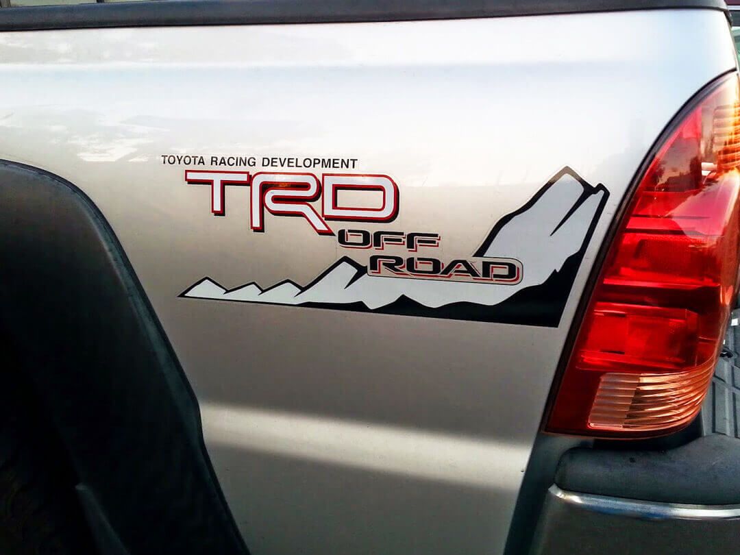TRD Off Road Mountain Bed Side Vinyl Decal Set voor Toyota Trucks