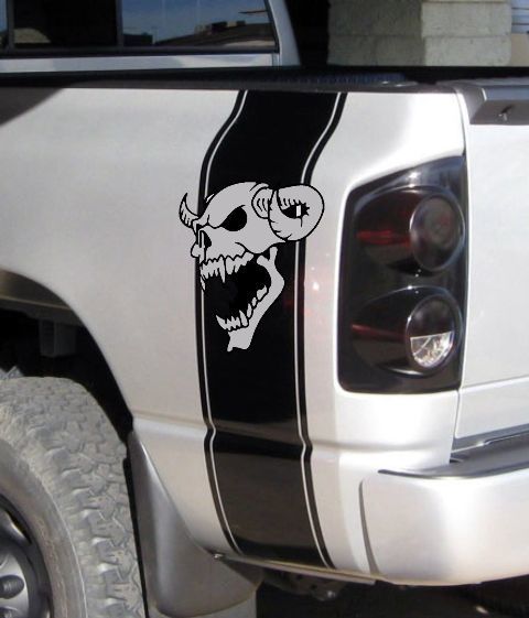 2 Truck vinylstickers Decals racestrepen Dodge Ram achterbed schedel Hemi Mopar Graphics
