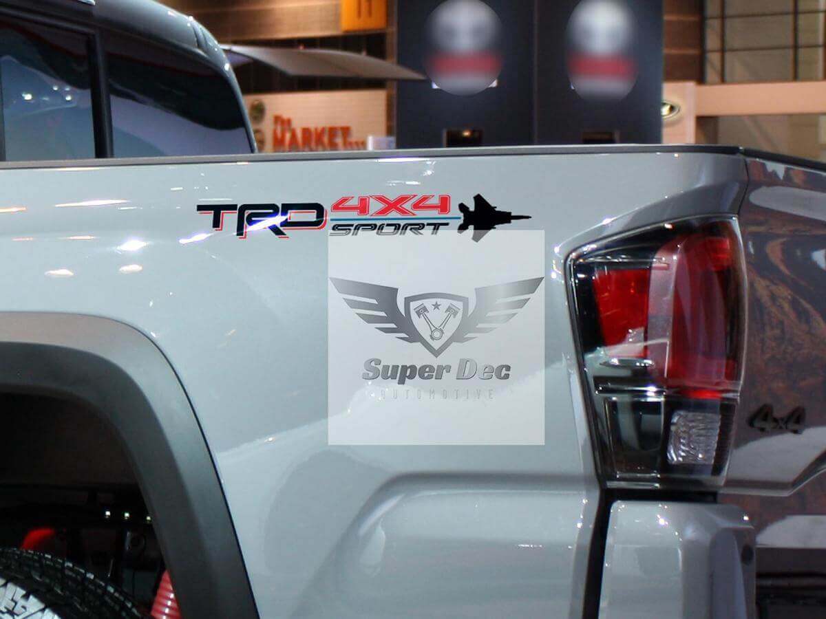 Set van 2 TRD 4x4 Sport Bedside Vinyl Stickers voor Toyota Trucks