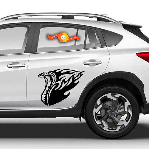 Vinylstickers Grafische Stickers zijkant auto Toyota fire cobra tekening nieuw 2022
