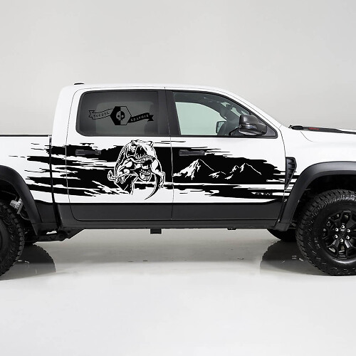 TRX Eating Mountains Versleten Zijvinylsticker voor Dodge Ram 1500