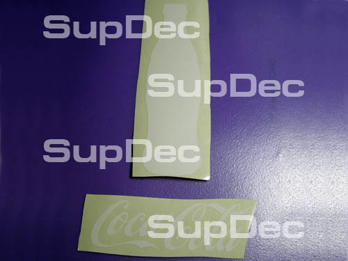 Vinylsticker van Coca-Cola stijl fles en logo