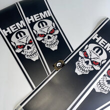 Dodge Ram 345 HEMI Mopar Skull Achterste Bed Vinyl Sticker Decal Strepen
 2