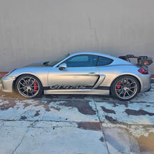 Porsche 718 Cayman GT4 MR zijstrepen sticker
 2