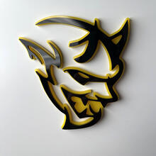 Aangepaste 3D Badge Demon Dodge Charger Challenger logo Fender Badges embleem geel versus zwart
 5