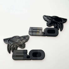 Coyote 5.0 Wolf 3D spatbordembleem badge_3