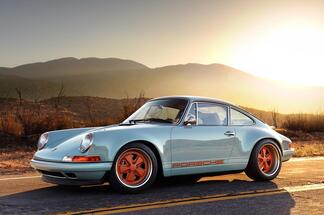 Porsche 911 tweekleurige klassieke zijstrepen logo sticker zanger stijl

