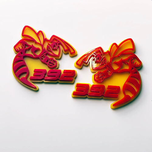 Hornet Bee 392 3D-badge geel versus rood spatbordbadges embleem
