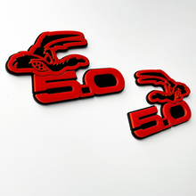 COYOTE 5.0 spatbordbadges embleem 3D-badge zwart versus rood
 2