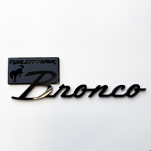 Bronco Wildtrak spatbordbadges achterklepembleem 3D-badge zwart versus grijs
 2