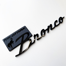 Bronco Wildtrak spatbordbadges achterklepembleem 3D-badge zwart versus grijs
 3