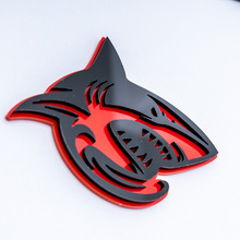 Shark Hellshark 3D Badge Fender Badges embleem zwart en rood
 3