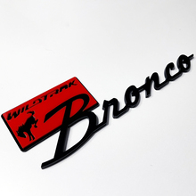 Bronco Wildtrak spatbordbadges achterklepembleem 3D-badge zwart versus rood
 2