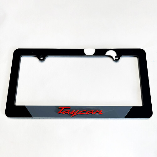 Porsche Taycan voertuig kentekenplaat bedekt frames decor
