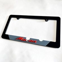 Porsche Macan voertuig kenteken bedekt frames decor
 3