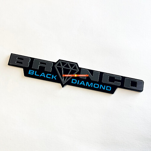 Black Diamond Horse 3D spatbordbadge-embleem voor muscle cars