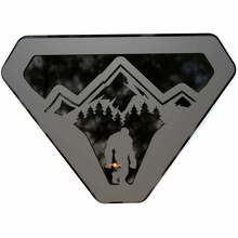 Mountain Sasquatch Bigfoot 3D spatbordembleem_4