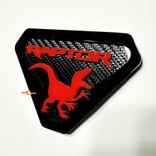 Raptor Edition Spatbord Emblemen Achterklep Embleem 3D Embleem Carbon Achtergrond 5