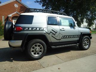 Toyota FJ Cruiser Side Stripe Kit Stickers Stickers