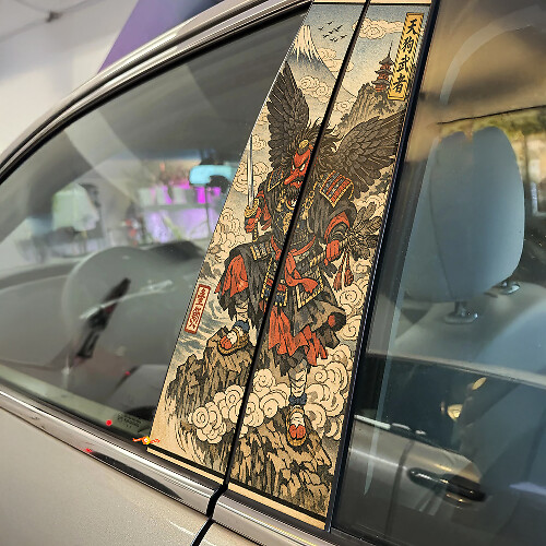 Tengu Warrior Deurstijl Vinyl Decal Set