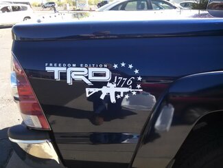 2 kant Toyota TRD Truck Off Road FREEDOM EDITION 4x4 Toyota Racing Tacoma Decal Vinyl Sticker