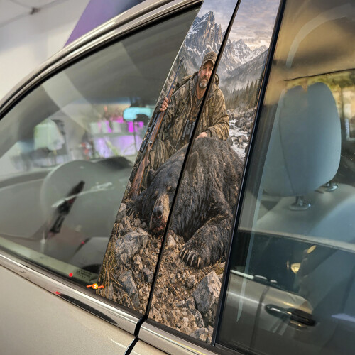 Black Bear Hunter Deurstijl Vinyl Decal Sticker