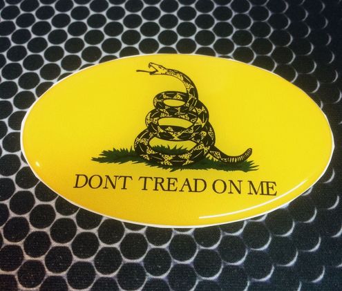 Dont Tread on Me Proud USA Shield Domed Decal Embleem Auto Sticker 3D 3.25 x 2