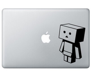 Danbo Looking Down Box Robot MacBook Laptop Vinyloverdrukplaatjesticker

