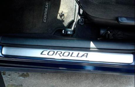 Vinylset dorpellijst voor Toyota Corolla
