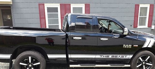 Dodge ram 1500 x2 vinyl stickers racestickers bumper tot strepen mopar hemi 5.7L