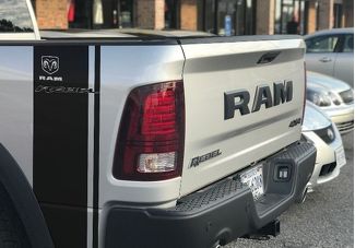 2 Dodge Ram Rebel 1500 5.7L stickers TRX zijstrepen vinylstickers Hemi Graphics