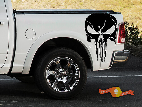 Punisher Skull Grunge Zijkant Vinyl Decal voor Dodge Ram