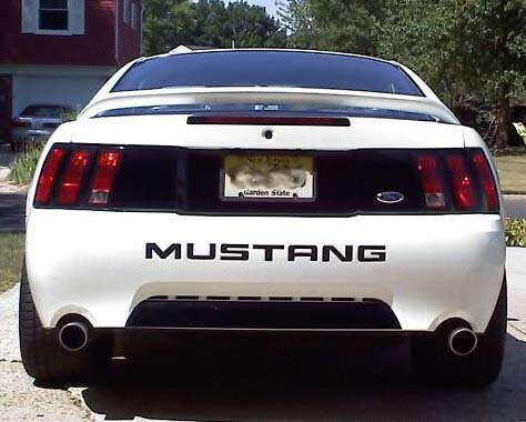 99-04 Ford Mustang kofferbakdeksel paneel verduisterende sticker sticker vinyl graphics zwart uit
