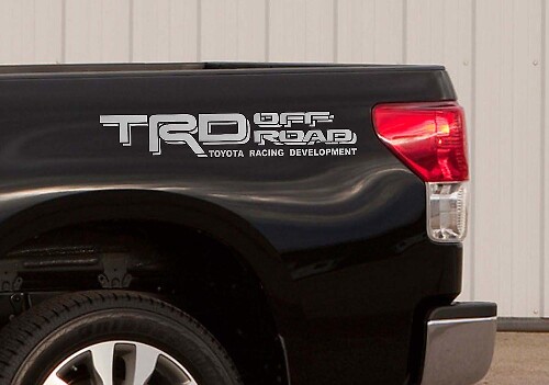 2 TRD Toyota Tacoma Tundra Decals Vinyl Sticker off-road graphics 4x4 fabriek