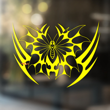 Mot met Scherpe Vleugels Tribal Stijl Universele Vinyl Decal Sticker_4