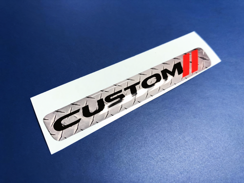 Silver Diamond Plate Red Twin Stripes Custom Domed Insert — Vinylsticker (stuurwiel) voor Dodge Challenger