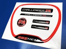 Set CHALLENGER T/A 392 stuurwielbekleding RING embleem koepelvormige stickersticker
 2