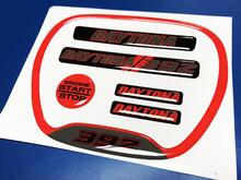 Set van Charger Red Daytona 392 Stuurwiel TRIM RING embleem koepelvormige Sticker Decal Charger Dodge
 3