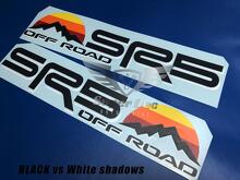 Paar SR5 4x4 off-road met bergen vintage zonsondergang oude stijl kant vinyl stickers sticker geschikt voor Tacoma Tundra 4Runner
 3