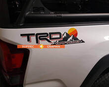 TRD Off Road Mountain Sunset Vinylsticker voor naast het bed voor Toyota Tacoma_3