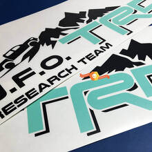 Set zijkant vinylstickers TRD-stijl U.F.O. Research Team voor Toyota Tacoma_2