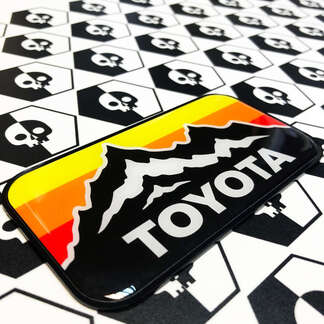 Nieuwe Toyota Mountains Vintage Kleuren Badge Embleem Koepelvormige sticker met slagvast polystyreen
